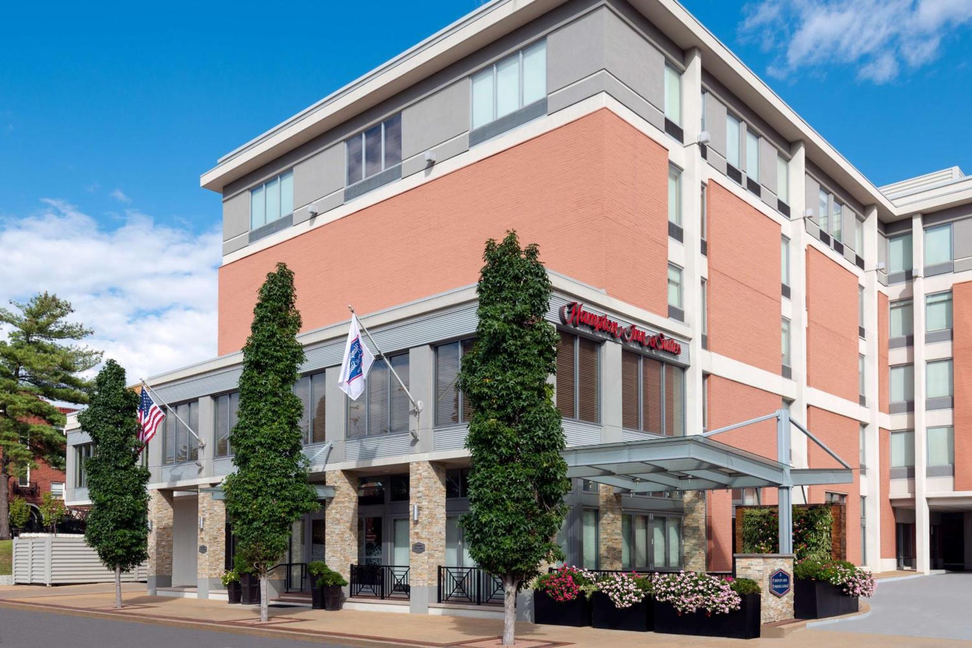 Hampton Inn And Suites Clayton/St. Louis-Galleria Area Exterior photo